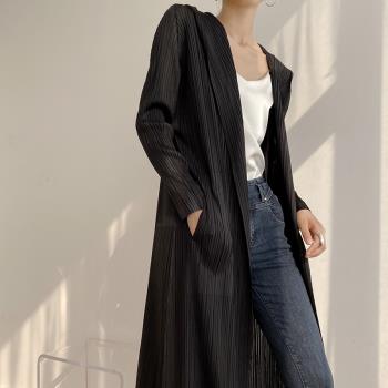 秋春 高階褶皺輕熟休閑風長款寬松連帽風衣外套pleats please