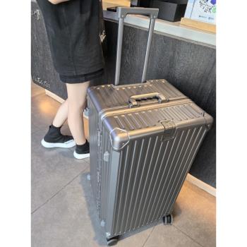 ZIM大容量行李箱32寸加厚耐用鋁框26寸旅行出國留學密碼箱拉桿箱