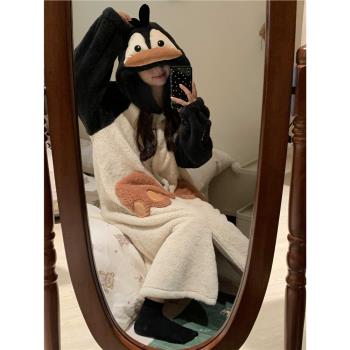可愛企鵝連帽珊瑚絨睡衣秋冬季新款網紅風加厚毛絨女士睡袍家居服