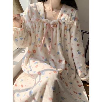 法蘭絨秋冬季網紅風甜美加厚睡衣