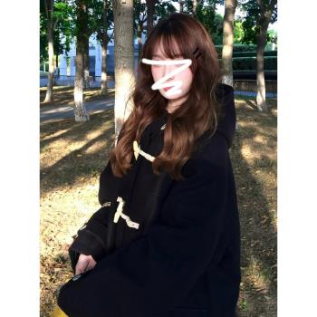 赫本風牛角扣毛呢外套女2024新款秋冬韓系黑色呢子大衣中長款加厚