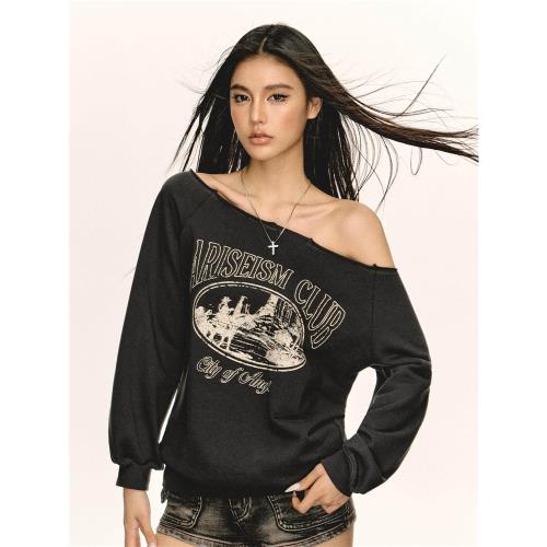 Ariseism美式復古設計感印花斜肩套頭衛衣女2025春季新款露肩上衣