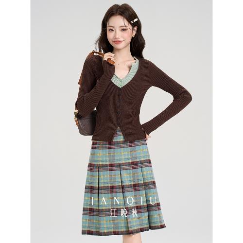 江晚秋學院風韓系氛圍感穿搭一整套女春季新款上衣配半身裙兩件套