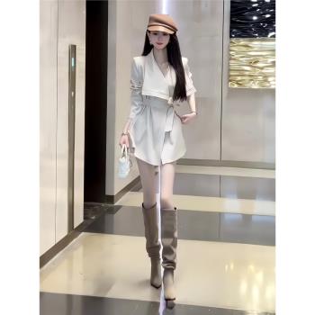韓系高階感氣質風衣外套女冬新款休閑百搭不規則收腰綁帶翻領上衣