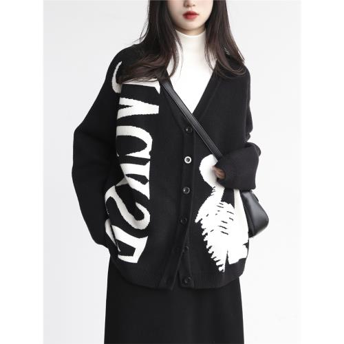 知意大碼復古慵懶風黑色毛衣外套女秋冬寬松V領字母廓形針織開衫