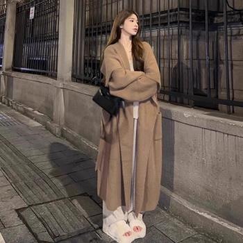 美拉德大翻領毛衣外套女中長款寬松慵懶仿水貂絨開衫浴袍大衣加厚
