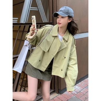 復古綠色減齡時尚上衣短外套女2024秋季新款小個子雙排扣顯瘦風衣