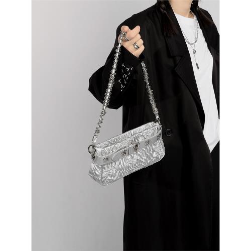 木川卡千禧辣妹單肩斜挎包鏈條