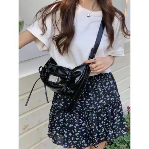 韓國Matin kim包小眾機車包蝴蝶結抽繩單肩手提包matinkim腋下包