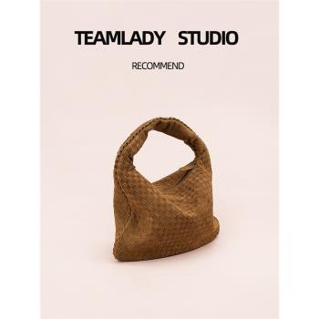 TEAMLADY頭層牛皮丨手工翻毛皮編織包托特包女大容量通勤腋下餃子