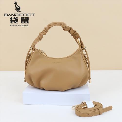 袋鼠女包專柜新款2025小眾設計褶皺云朵手提單肩斜挎包時尚洋氣潮