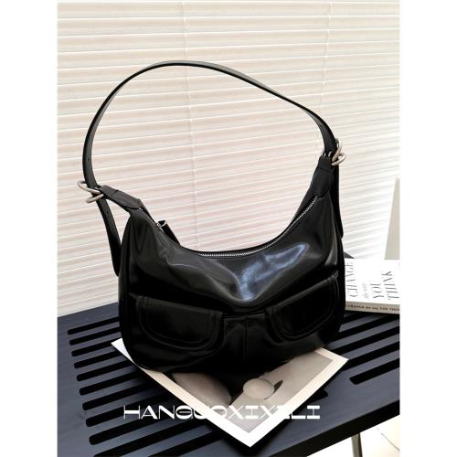 韓國西西里 長期主義小眾月牙包高級感黑色單肩腋下包手提斜挎包