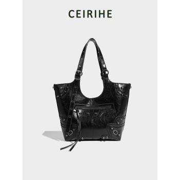 CEIRIHE暗黑鉚釘重工手提機車包