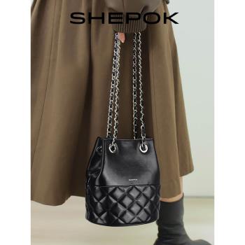 SHEPOK真皮水桶包小眾單肩鏈條