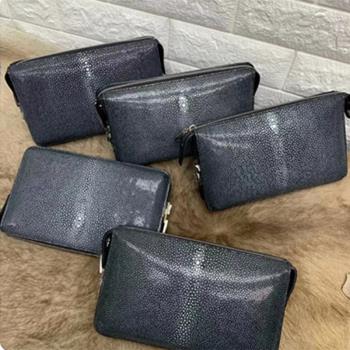 商務手拿包安全密碼鎖珍珠魚皮