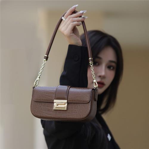 小包包2024新款高級感小眾春夏鏈條包真皮法棍腋下包女單肩斜挎包