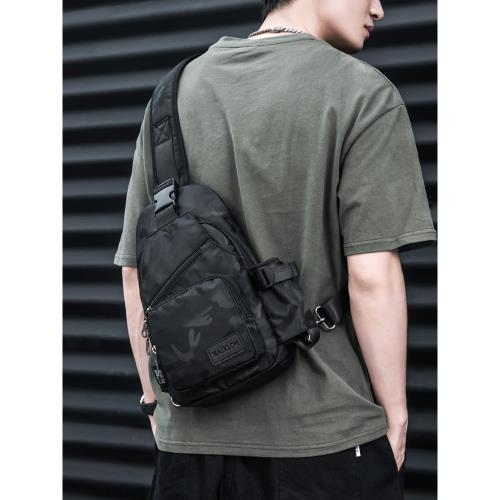 高端胸包男士包包單肩包斜挎包牛津布時尚休閑男挎包多功能小背包