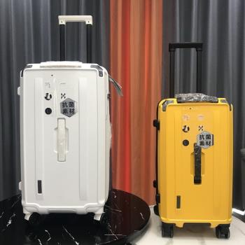 出口日本大容量旅行箱運動版行李箱帶剎車萬向輪拉桿箱28寸密碼箱