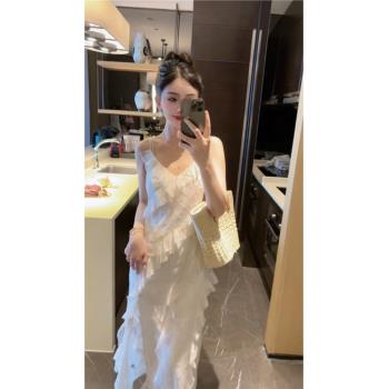 白色夏季氣質絕美高級吊帶連衣裙