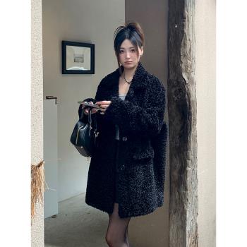 黑色上衣翻領羊羔毛外套女秋冬加厚寬松休閑高階感皮毛一體外套女