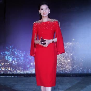 高階紅色年會主持人晚禮服女宴會氣質重工釘珠結婚元宵演出連衣裙