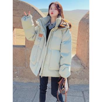 豆綠色羽絨棉服外套女冬季2024新款加厚款工裝風高階感寬松麵包服