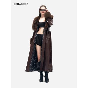XENASERA摩登毛領重工長款皮大衣