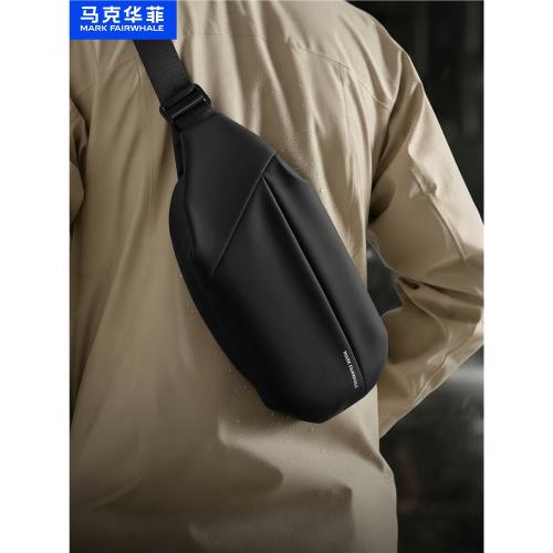(免運)馬克華菲胸包男款斜挎包休閑通勤腰包男士單肩包機能風潮牌小挎包
