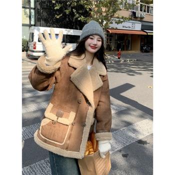 (免運)新年紅皮毛一體羊羔毛外套女2024冬新款設計感撞色保暖小個子棉服