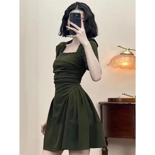 (免運)方領收腰連衣裙女夏季2025新款高腰顯瘦a字短裙胖mm大碼綠色裙子