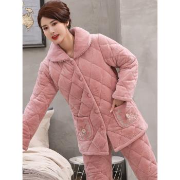 (免運)睡衣女士秋冬季中老年媽媽珊瑚絨夾棉加厚保暖加絨家居服套裝冬款