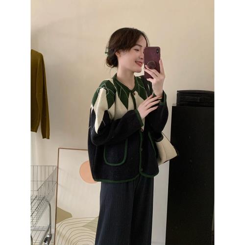 日系學院風撞色菱格針織開衫女2026秋冬新款復古慵懶毛衣外套上衣