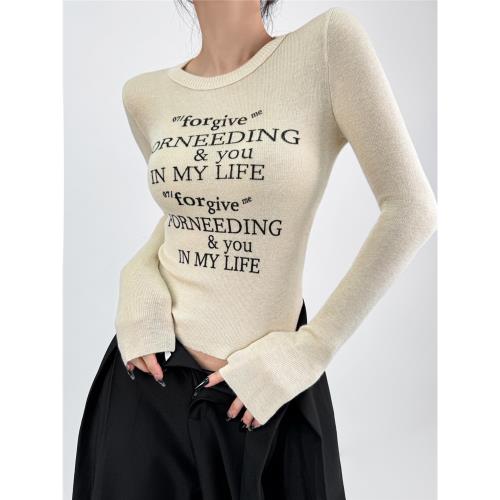 DOUBLE Z 黑色長袖t恤女早春辣妹字母印花圓領修身打底針織衫上衣