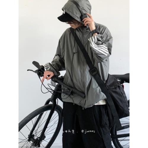三條杠連帽防曬衣男女夏季戶外休閑運動外套騎行透氣薄款夾克上衣