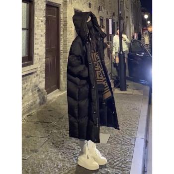 設計感繭型中長款過膝連帽羽絨服