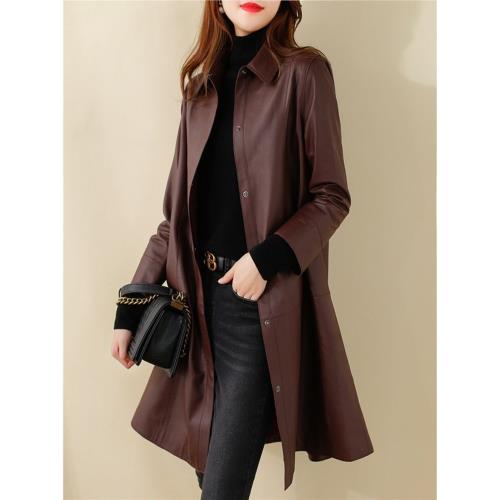 海寧真皮風衣方領綿羊皮時尚中長外套女2025春秋新款酒紅色九分袖