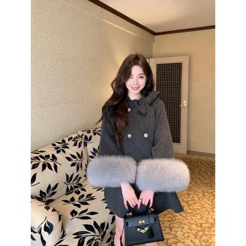 蝶戀花2024大毛領毛呢斗篷外套女金扣蝴蝶結雙面羊絨呢子千金大衣