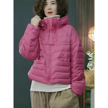 純色休閑短款羽絨服女2024冬季新款連帽蓬鬆白鴨絨保暖麵包服外套
