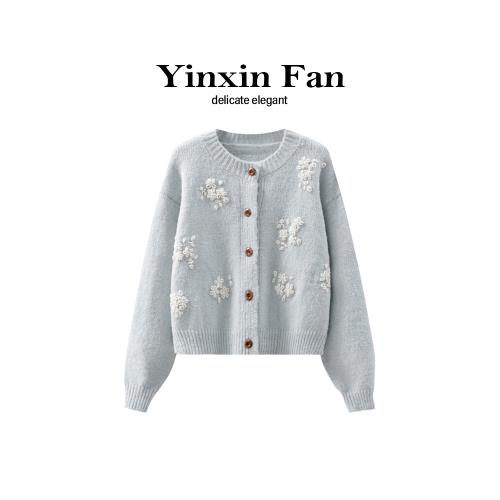 YinxinFan 反季清倉奶藍色毛衣開衫秋冬女小個子短款外穿針織外套