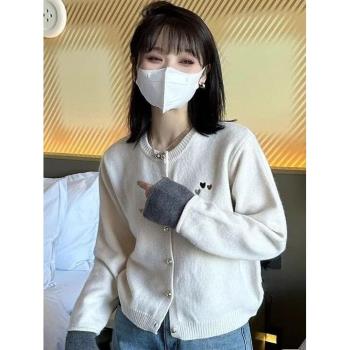 歐貨新款純羊絨開衫女圓領愛心刺繡單排扣洋氣毛衣慵懶風羊毛外套