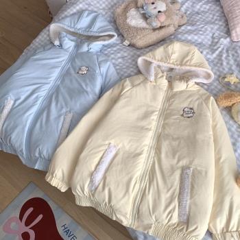 blurred原創軟妹可愛小羊刺繡白鴨絨羽絨服加厚寬松奶黃外套女