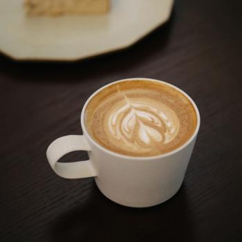 伍杯310ML景德鎮咖啡杯馬克杯陶瓷白釉水杯早餐杯子茶杯掛耳日式
