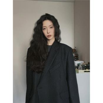 Turn right/陳大腿 法式復古氣質西裝外套女冬高級感黑色毛呢大衣