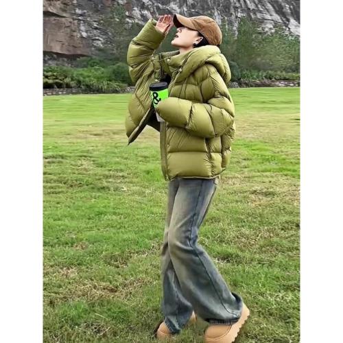 綠色羽絨服女短款小個子2025冬季新款90白鴨絨連帽泡芙面包服外套