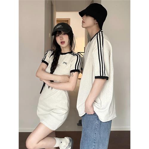 特別不一樣的情侶裝夏裝小眾設計感網紅ins短袖T恤連衣裙一裙一衣