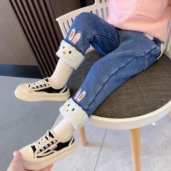 女寶寶時尚加絨牛仔褲一體絨2022秋冬褲子洋氣加厚冬裝緊身鉛筆褲