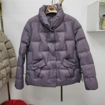 媽媽裝立領短款羽絨服2024冬季新款洋氣保暖白鴨絨外套中老年上衣