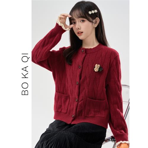 帛卡琪2025春秋新款圓領麻花本命新年紅色毛衣女復古針織開衫上衣