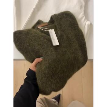 韓版復古墨綠色海馬毛v領毛衣女秋冬季慵懶風軟糯寬松針織衫上衣