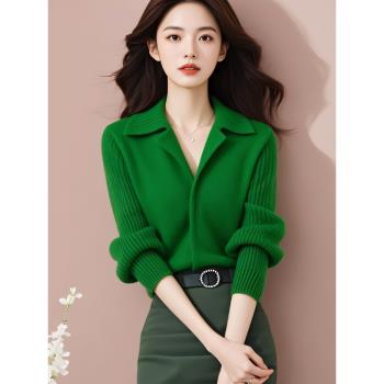 法式獨特輕熟綠色翻領長袖針織衫女今年秋季款高級感幹練氣質上衣